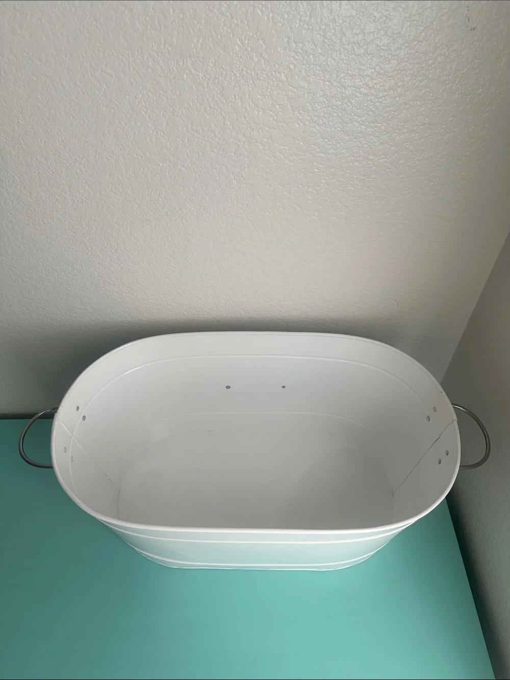 Harry Baker white handmade metal storage tub with silver paw detail-used